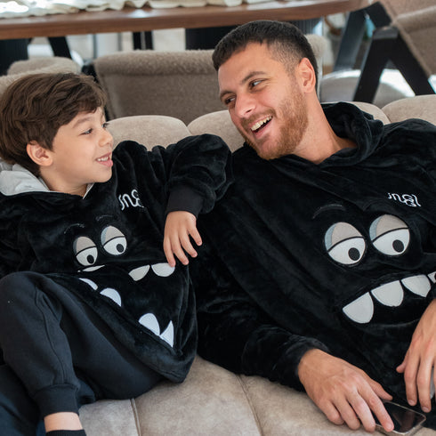 Snuggs Blanket Hoodie Black Monster
